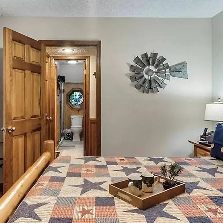 ピジョンフォージ Beary Peaceful Smokies Retreat: Hot-Tub & Poolsヴィラ エクステリア 写真