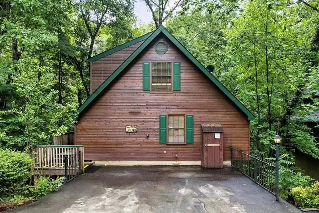 ピジョンフォージ Beary Peaceful Smokies Retreat: Hot-Tub & Poolsヴィラ エクステリア 写真